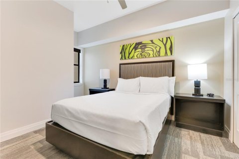 Condo in Winter Garden, Florida, 3 bedrooms  № 1689566 - photo 22