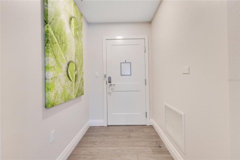 Condo in Winter Garden, Florida, 3 bedrooms  № 1689566 - photo 3