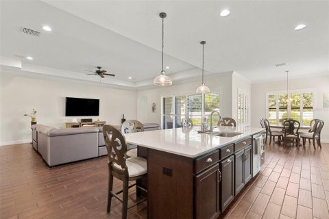 Villa ou maison à vendre à Tampa, Floride: 4 chambres, 311.5 m2 № 2102031 - photo 6