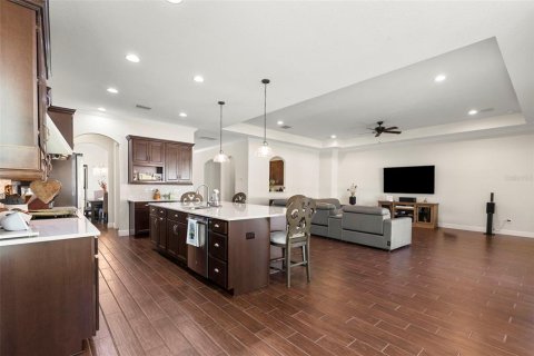Villa ou maison à vendre à Tampa, Floride: 4 chambres, 311.5 m2 № 2102031 - photo 7
