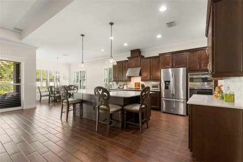 Villa ou maison à vendre à Tampa, Floride: 4 chambres, 311.5 m2 № 2102031 - photo 5