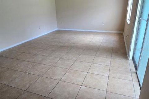 Condo in Orlando, Florida, 2 bedrooms  № 1854206 - photo 10