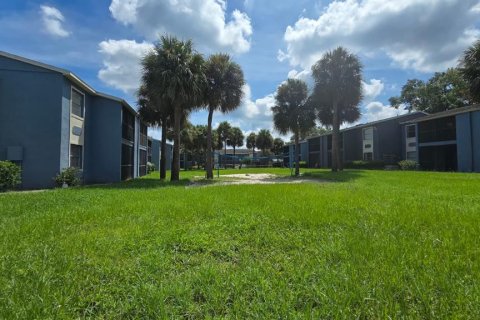 Condo in Orlando, Florida, 2 bedrooms  № 1854206 - photo 29