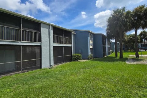 Condo in Orlando, Florida, 2 bedrooms  № 1854206 - photo 28