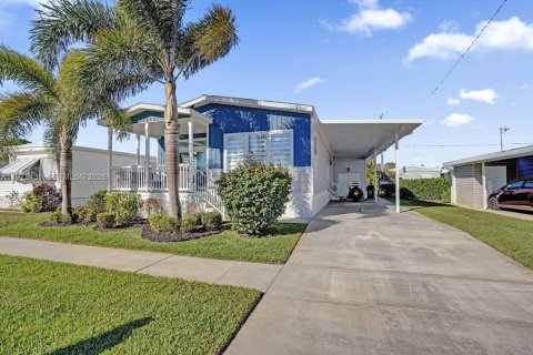 Villa ou maison à Boynton Beach, Floride 3 chambres, 152.36 m2 № 2033357
