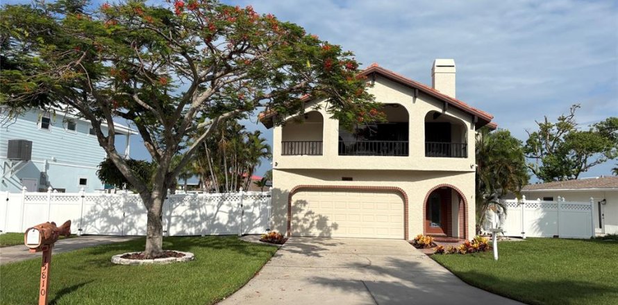 Villa ou maison à Redington Beach, Floride 3 chambres, 163.97 m2 № 2266678