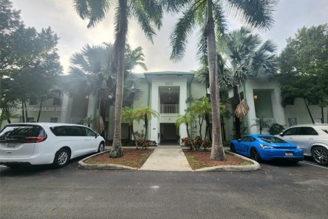 Copropriété à vendre à Doral, Floride: 1 chambre, 65.5 m2 № 1979290 - photo 1