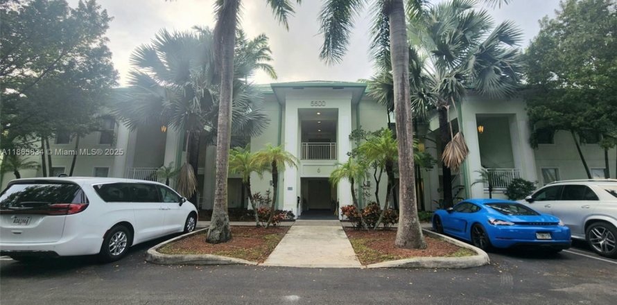 Condo à Doral, Floride, 1 chambre  № 1979290