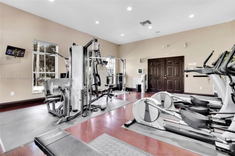 Villa ou maison à louer à Homestead, Floride: 4 chambres, 194.54 m2 № 2022522 - photo 23