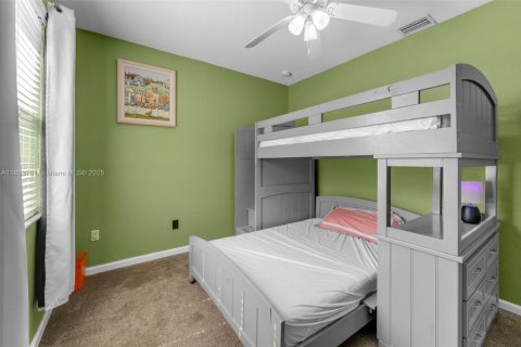 Villa ou maison à louer à Homestead, Floride: 4 chambres, 194.54 m2 № 2022522 - photo 15