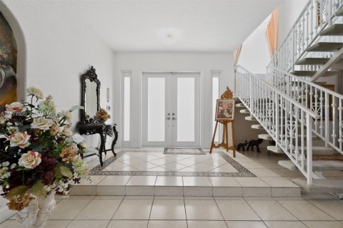 Villa ou maison à vendre à Miami Lakes, Floride: 5 chambres, 313.64 m2 № 2032849 - photo 9
