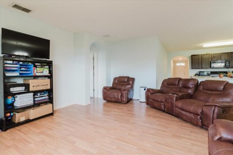 Casa en venta en Winter Haven, Florida, 4 dormitorios, 173.91 m2 № 2145373 - foto 30