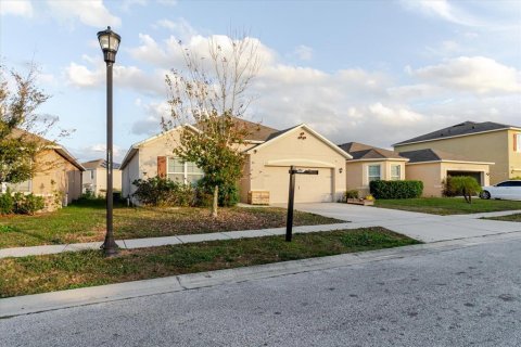 Casa en venta en Winter Haven, Florida, 4 dormitorios, 173.91 m2 № 2145373 - foto 5