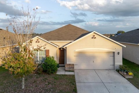 Casa en venta en Winter Haven, Florida, 4 dormitorios, 173.91 m2 № 2145373 - foto 3