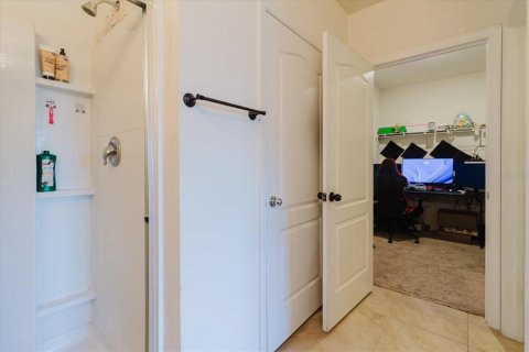 Casa en venta en Winter Haven, Florida, 4 dormitorios, 173.91 m2 № 2145373 - foto 20