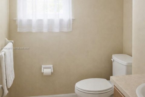 Adosado en venta en Miami, Florida, 3 dormitorios, 162.02 m2 № 2023921 - foto 15