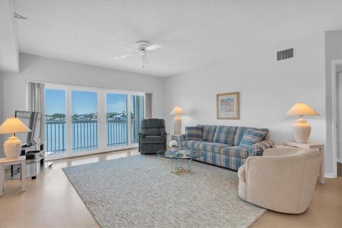 Condominio en venta en Saint Pete Beach, Florida, 2 dormitorios, 144 m2 № 1907500 - foto 7