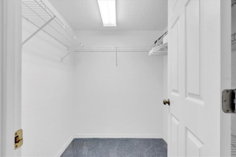 Condo in Saint Pete Beach, Florida, 2 bedrooms  № 1907500 - photo 19