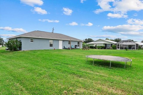 House in Arcadia, Florida 3 bedrooms, 130.34 sq.m. № 2215430 - photo 16