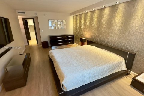 Condominio en alquiler en Sunny Isles Beach, Florida, 3 dormitorios, 143.44 m2 № 1980102 - foto 14
