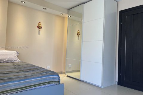 Condominio en alquiler en Sunny Isles Beach, Florida, 3 dormitorios, 143.44 m2 № 1980102 - foto 27