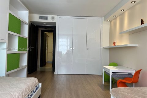 Condominio en alquiler en Sunny Isles Beach, Florida, 3 dormitorios, 143.44 m2 № 1980102 - foto 23