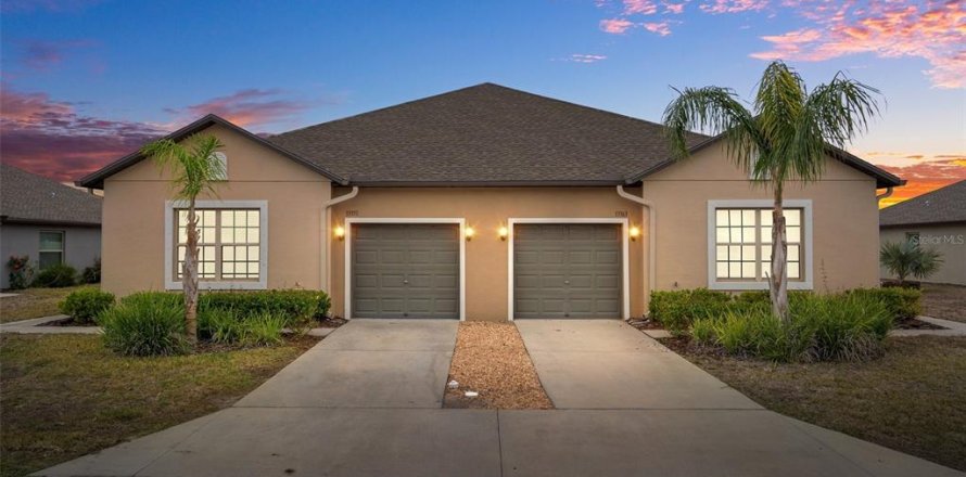 Villa ou maison à Hudson, Floride 3 chambres, 141.3 m2 № 1721976