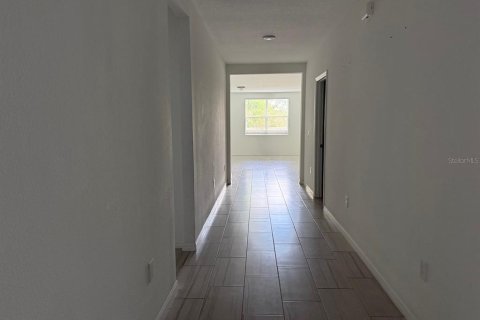 House in Winter Haven, Florida 3 bedrooms, 183.76 sq.m. № 2094836 - photo 3