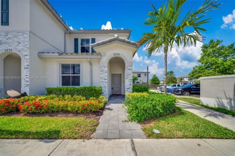 Adosado en venta en Homestead, Florida, 3 dormitorios, 123.37 m2 № 1781543 - foto 1