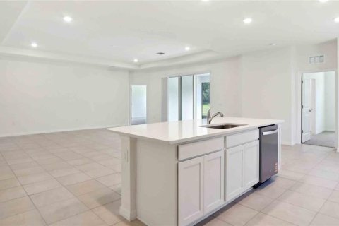 Casa en venta en Brooksville, Florida, 4 dormitorios, 220.36 m2 № 1815207 - foto 12