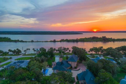 Villa ou maison à Ormond Beach, Floride 6 chambres, 687.48 m2 № 2431143
