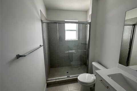 House in Miami, Florida 3 bedrooms, 150.87 sq.m. № 2086872 - photo 11