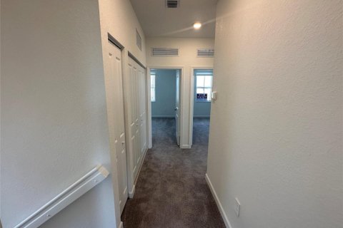 House in Miami, Florida 3 bedrooms, 150.87 sq.m. № 2086872 - photo 8