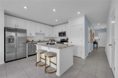 Townhouse in Davenport, Florida 3 bedrooms, 134.8 sq.m. № 2104901 - photo 7