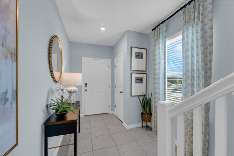 Townhouse in Davenport, Florida 3 bedrooms, 134.8 sq.m. № 2104901 - photo 4