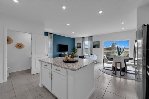 Townhouse in Davenport, Florida 3 bedrooms, 134.8 sq.m. № 2104901 - photo 15