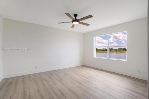 House in Boca Raton, Florida 4 bedrooms, 179.02 sq.m. № 1749803 - photo 22