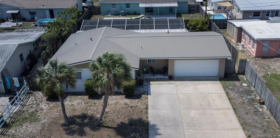House in Merrit Island, Florida 3 bedrooms, 115.57 sq.m. № 1769316