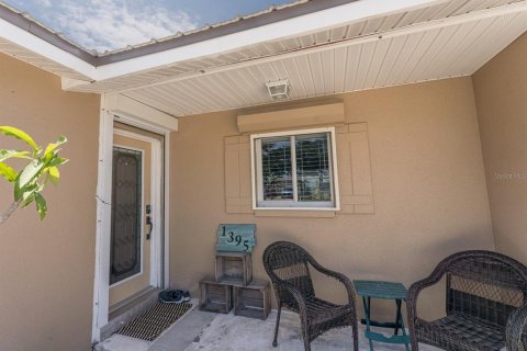 House in Merrit Island, Florida 3 bedrooms, 115.57 sq.m. № 1769316 - photo 4