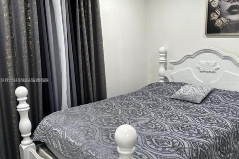 Купить кондоминиум в Суитуотер, Флорида 2 спальни, 66.89м2, № 1857302 - фото 9