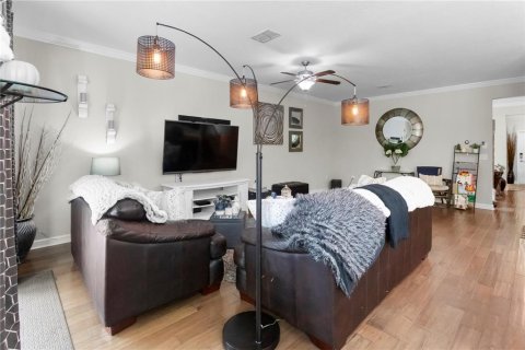 Casa en venta en Land O' Lakes, Florida, 5 dormitorios, 305.74 m2 № 1832809 - foto 19