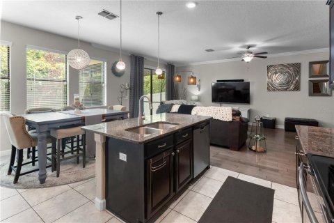 Casa en venta en Land O' Lakes, Florida, 5 dormitorios, 305.74 m2 № 1832809 - foto 16