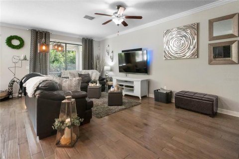 Casa en venta en Land O' Lakes, Florida, 5 dormitorios, 305.74 m2 № 1832809 - foto 21