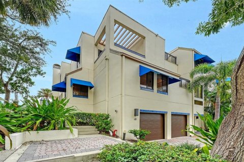 Touwnhouse à vendre à Longboat Key, Floride: 4 chambres, 264.4 m2 № 2408333 - photo 3