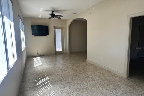 House in Polk City, Florida 2 bedrooms, 180.69 sq.m. № 1816894 - photo 22