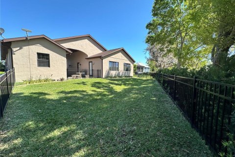 House in Polk City, Florida 2 bedrooms, 180.69 sq.m. № 1816894 - photo 26