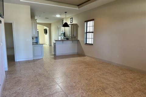 House in Polk City, Florida 2 bedrooms, 180.69 sq.m. № 1816894 - photo 6