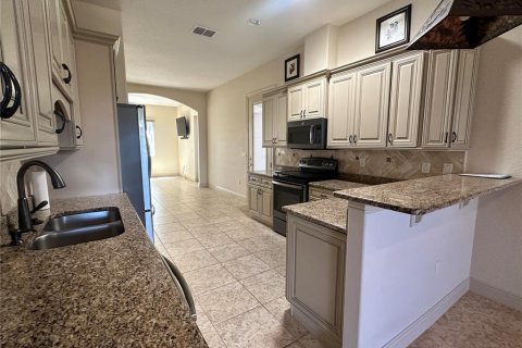 House in Polk City, Florida 2 bedrooms, 180.69 sq.m. № 1816894 - photo 10