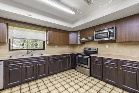 Villa ou maison à vendre à Tampa, Floride: 3 chambres, 276.85 m2 № 2361027 - photo 23