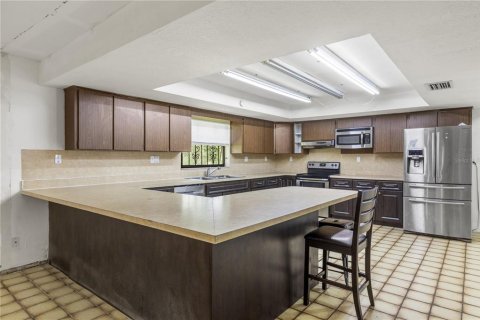 Villa ou maison à vendre à Tampa, Floride: 3 chambres, 276.85 m2 № 2361027 - photo 19